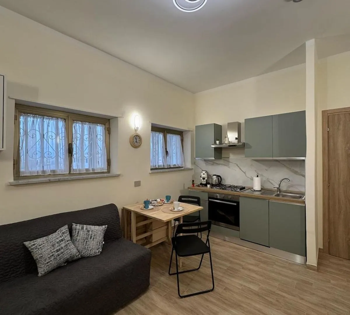 Dele Home Porto Naples